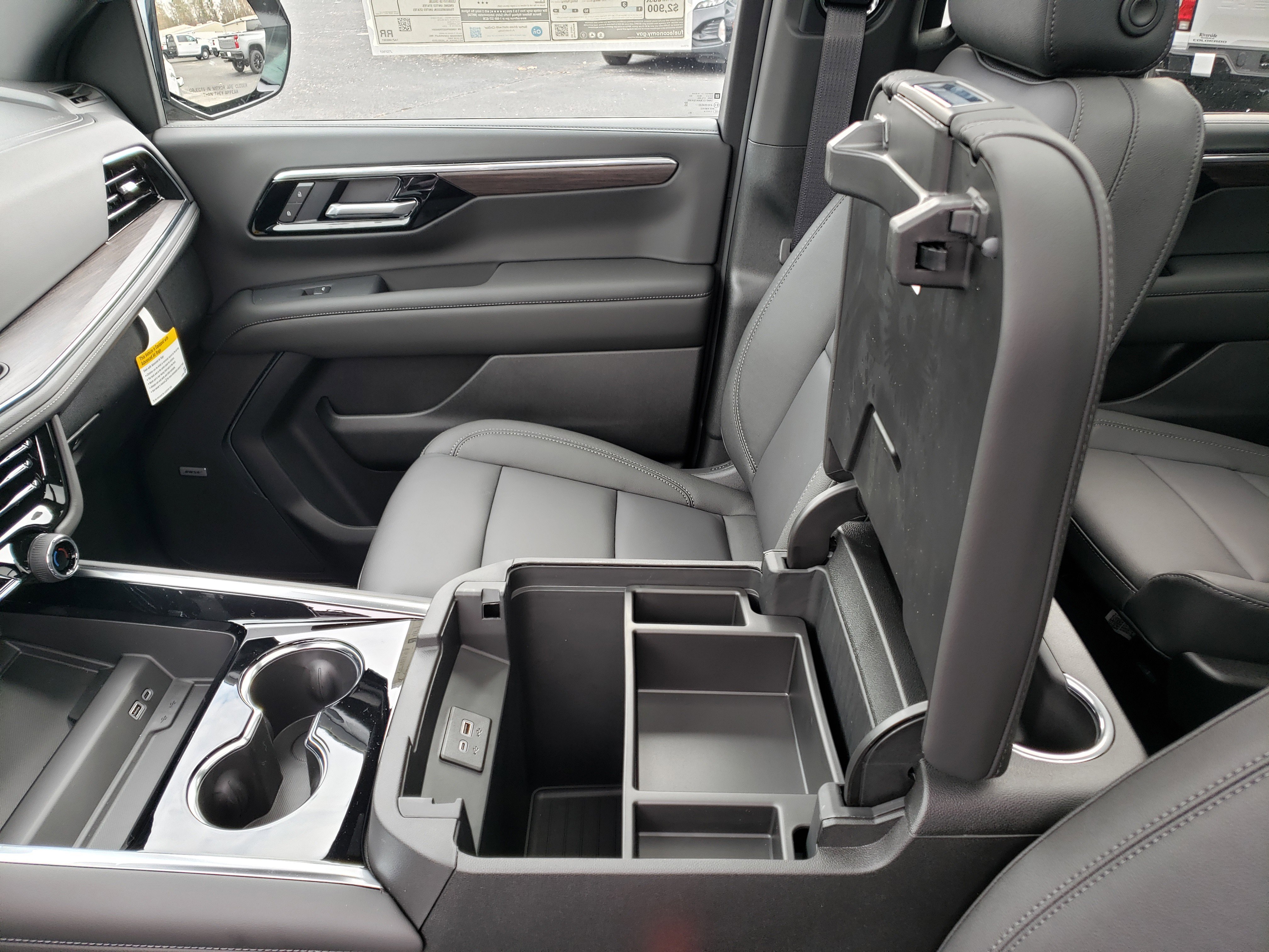 New 2026 Chevrolet Tahoe Z71 w/ Comfort Package image 30