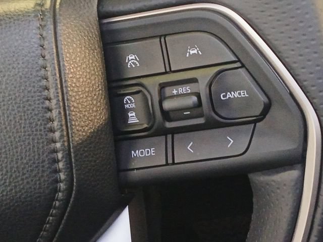 Used 2026 Toyota 4Runner Platinum AWD/4WD image 12