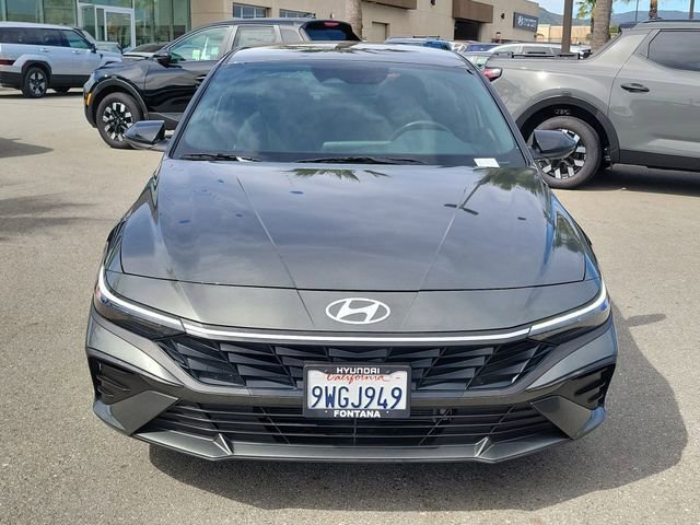 Certified 2025 Hyundai Elantra SEL image 28