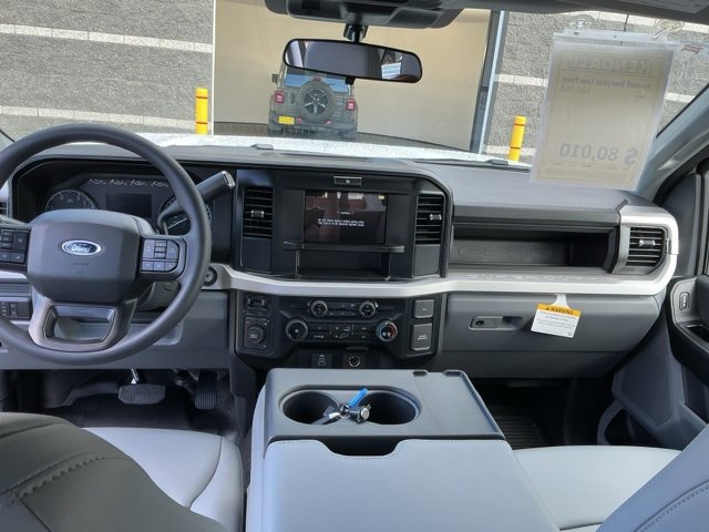 New 2026 Ford F550 4x4 Supercab Super Duty image 23
