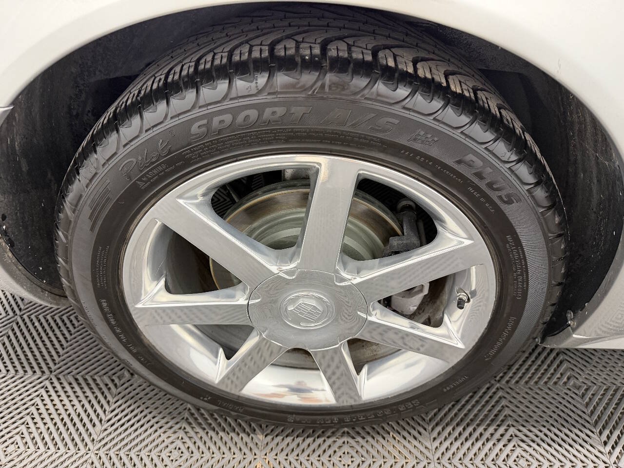 Used 2004 Cadillac XLR RWD image 43