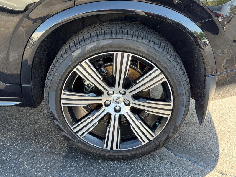 Certified 2023 Volvo XC90 B6 Ultimate w/ Protection Package Premier AWD/4WD image 8