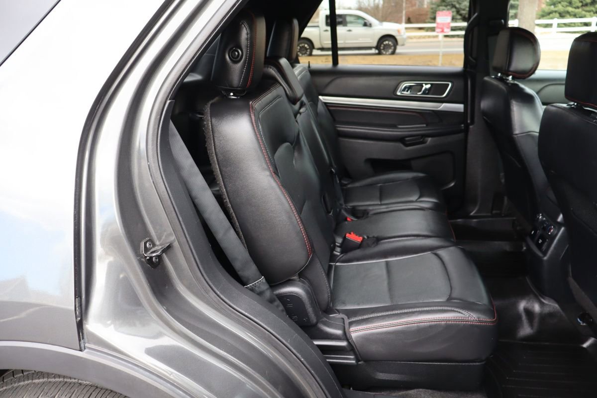 Used 2016 Ford Explorer Sport w/ Equipment Group 401A image 23