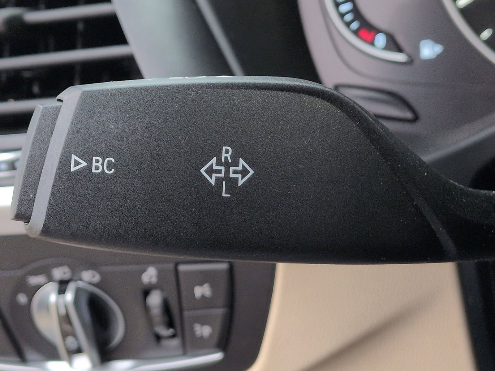 Used 2018 BMW X3 xDrive30i image 29