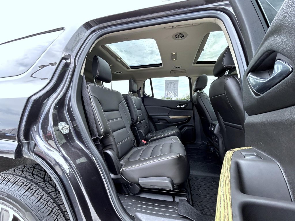 Used 2019 GMC Acadia Denali w/ Technology Package AWD/4WD image 19