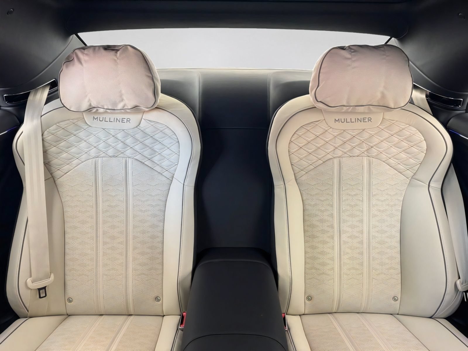 New 2026 Bentley Flying Spur Plug-In Hybrid AWD/4WD image 13