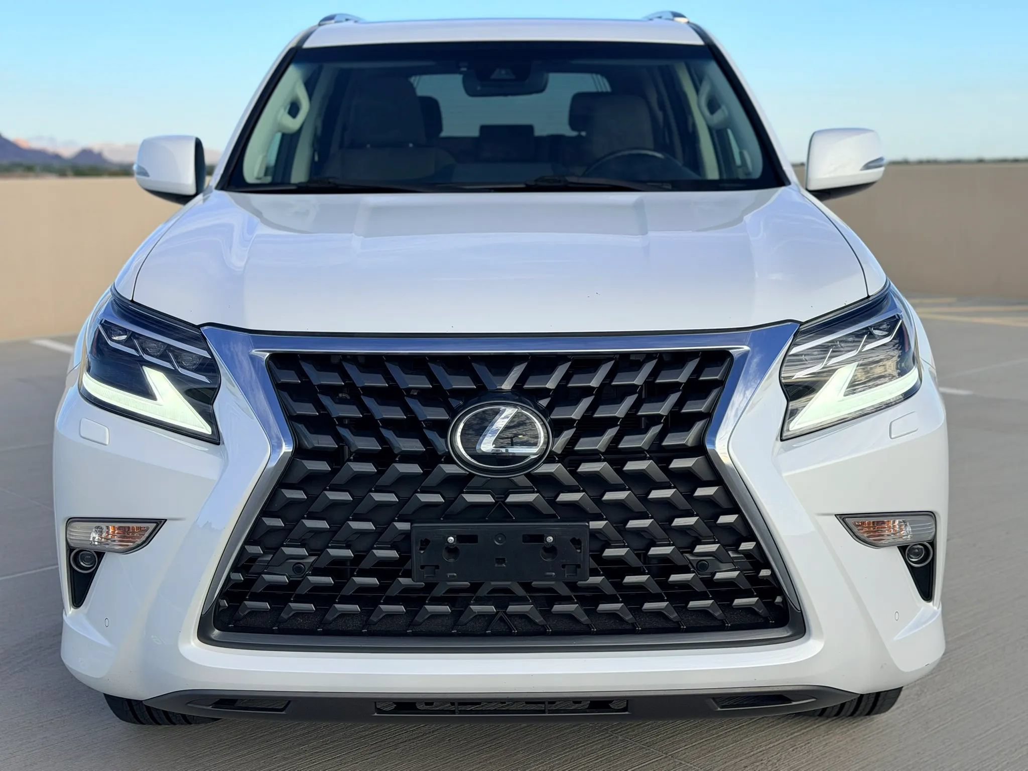 Used 2020 Lexus GX 460 Premium w/ Premium Package AWD/4WD image 6