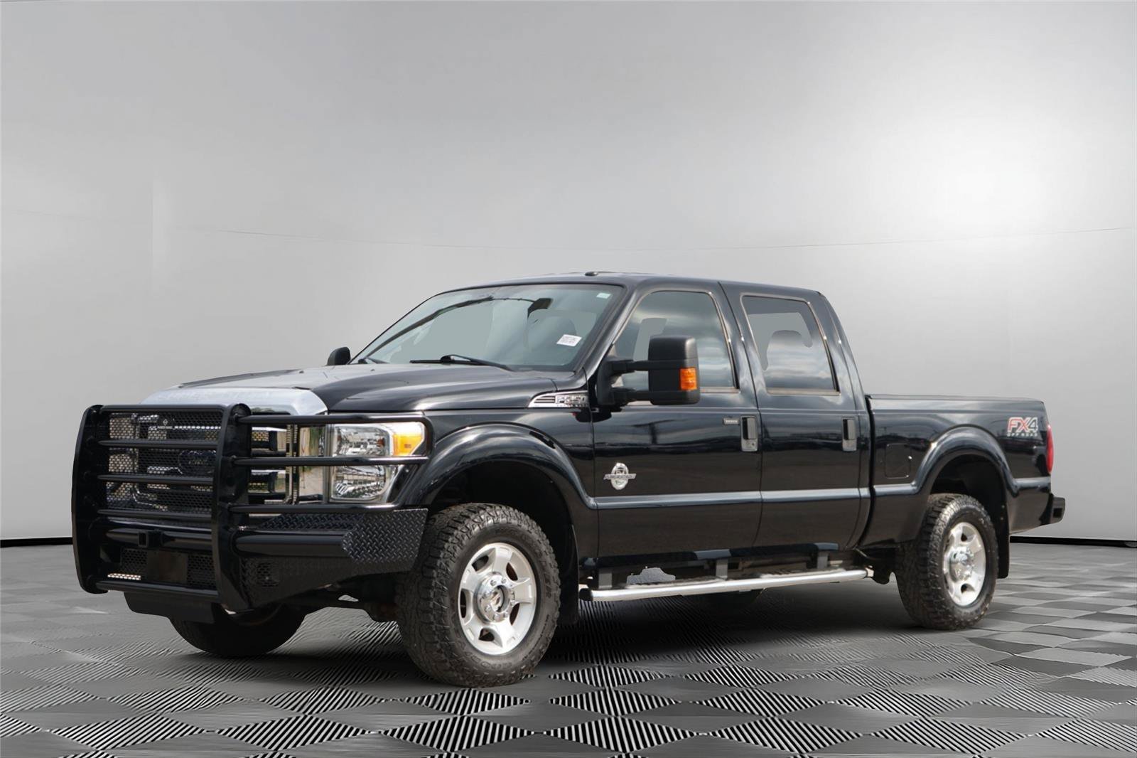 Used 2016 Ford F250 XLT w/ XLT Value Package AWD/4WD image 8