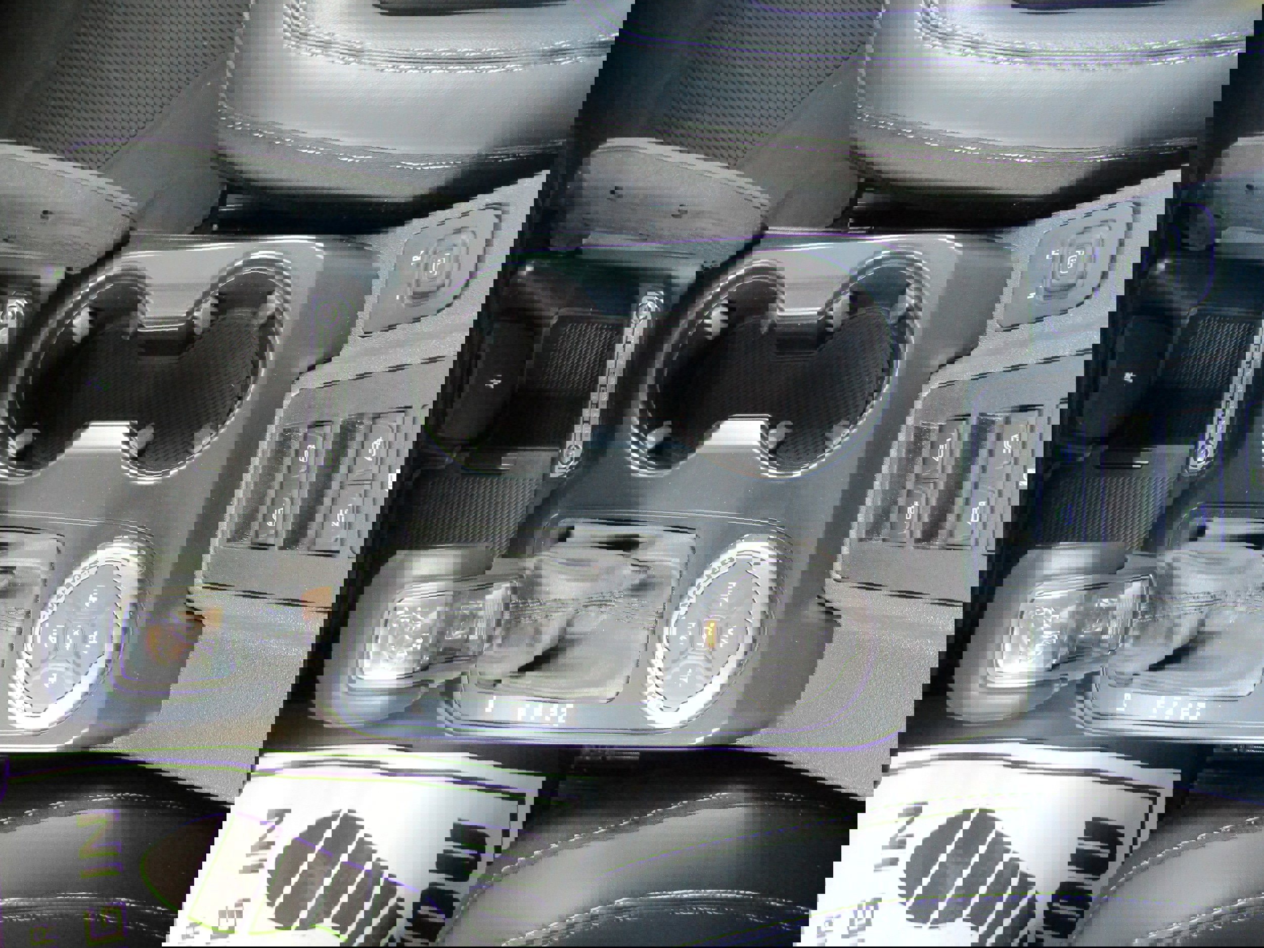 Used 2025 Ford Bronco Outer Banks w/ Sasquatch Package AWD/4WD image 27