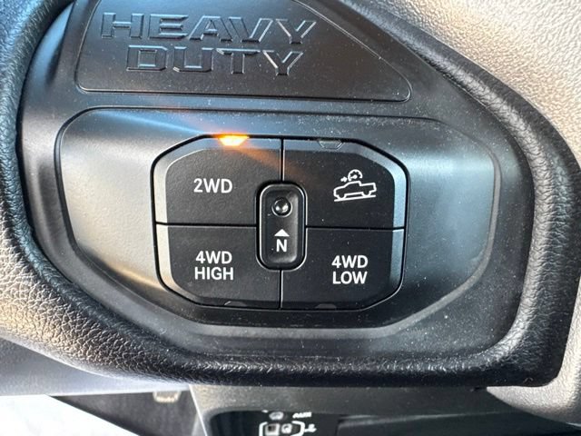 Used 2025 RAM 2500 Big Horn AWD/4WD image 29