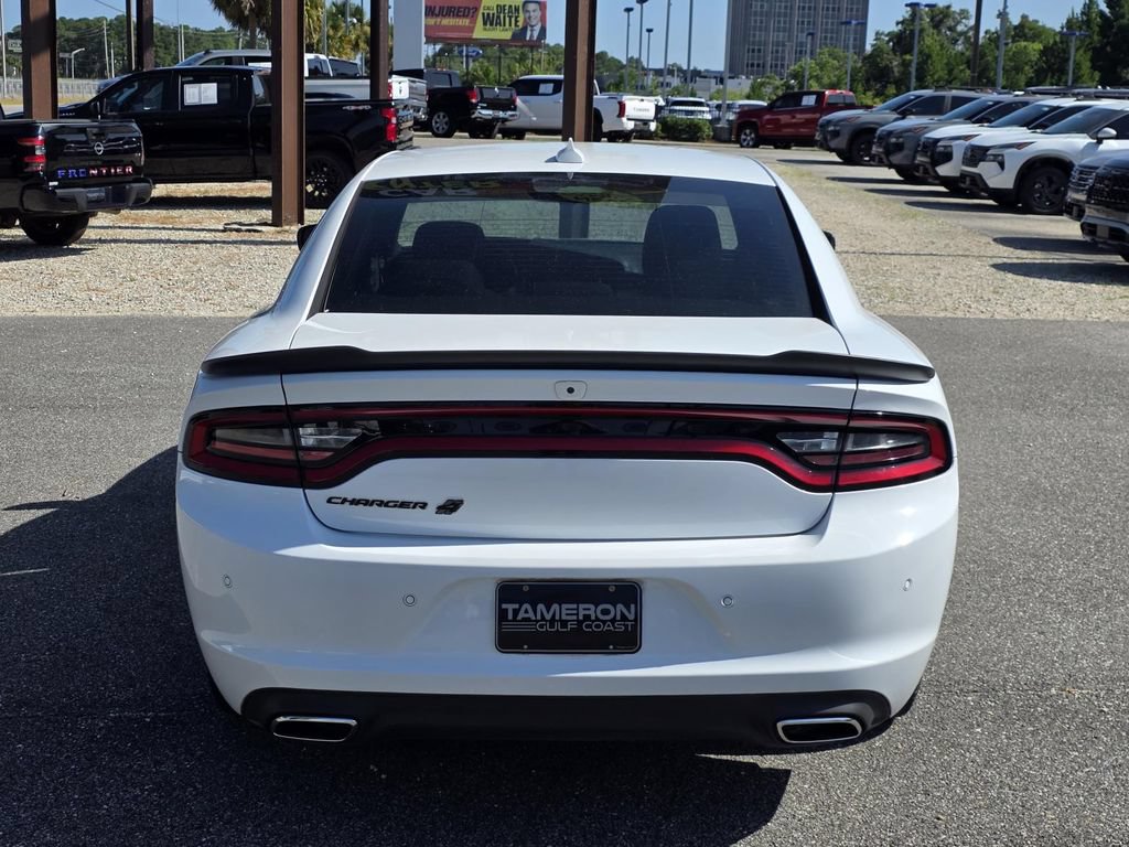 Used 2023 Dodge Charger SXT w/ Blacktop Special Edition AWD/4WD image 4