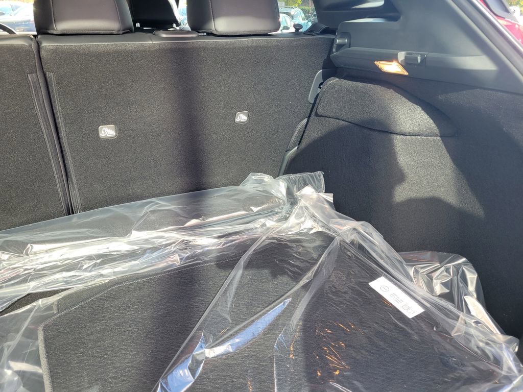 New 2026 Nissan Kicks SR w/ Cold Weather Package image 35