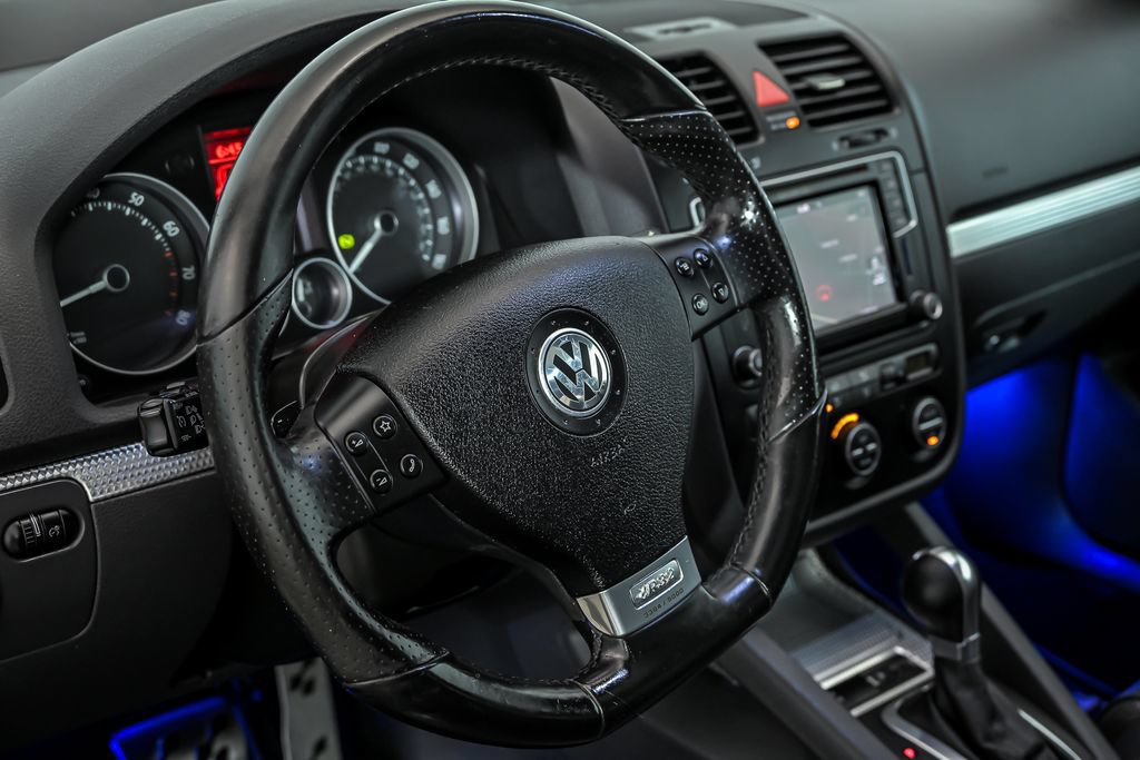 Used 2008 Volkswagen R32 AWD/4WD image 16