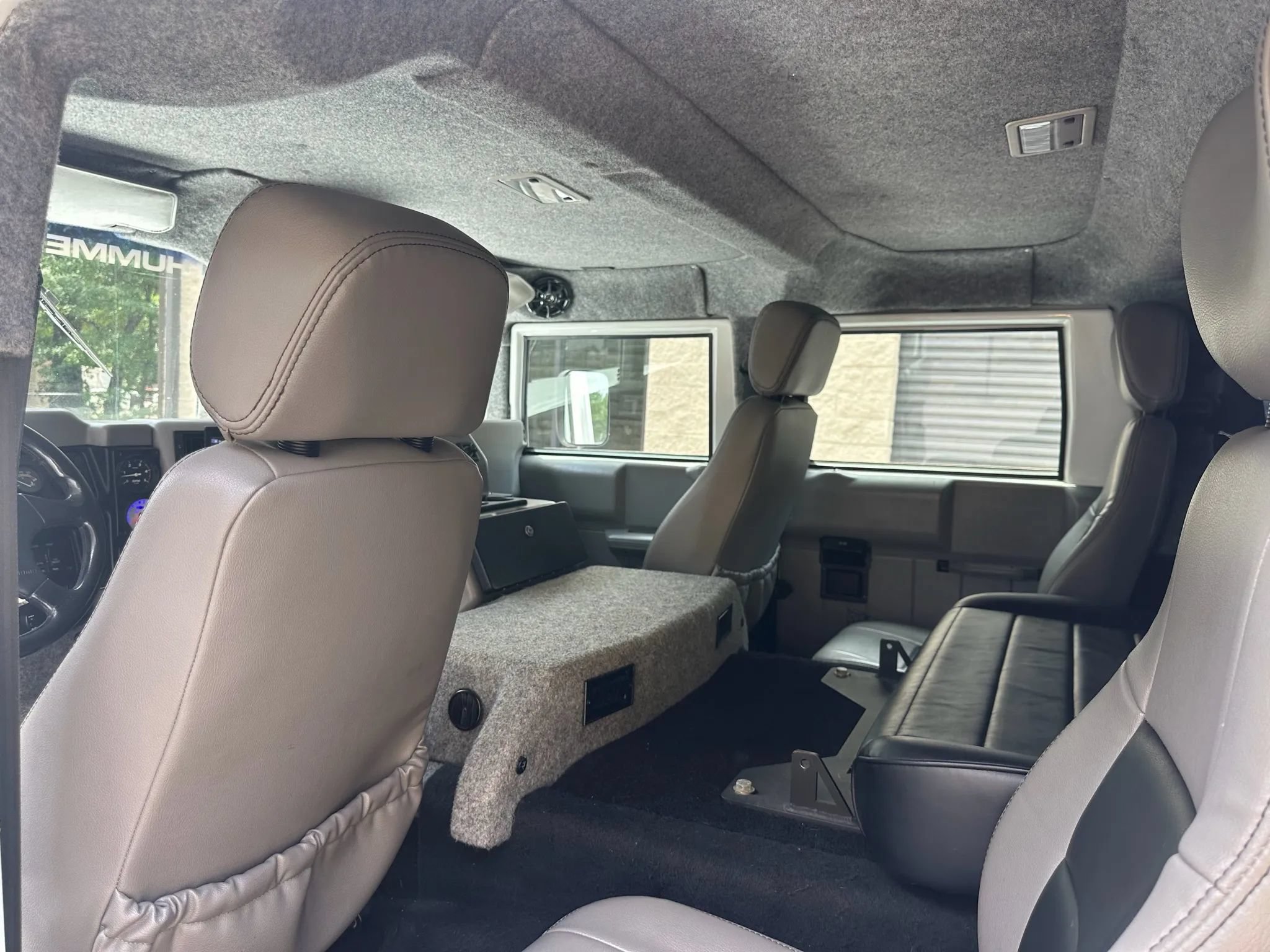Used 1996 HUMMER H1 4-Door Wagon AWD/4WD image 26