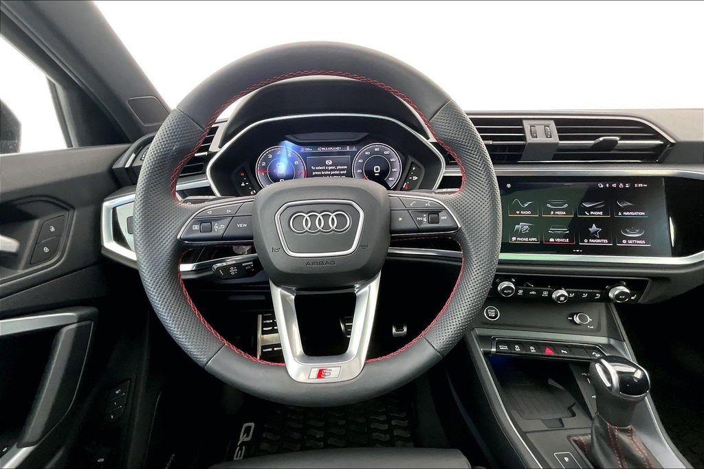 Used 2025 Audi Q3 2.0T Premium Plus image 7