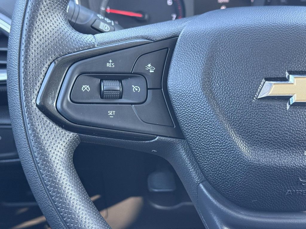 Used 2023 Chevrolet TrailBlazer LT FWD image 9