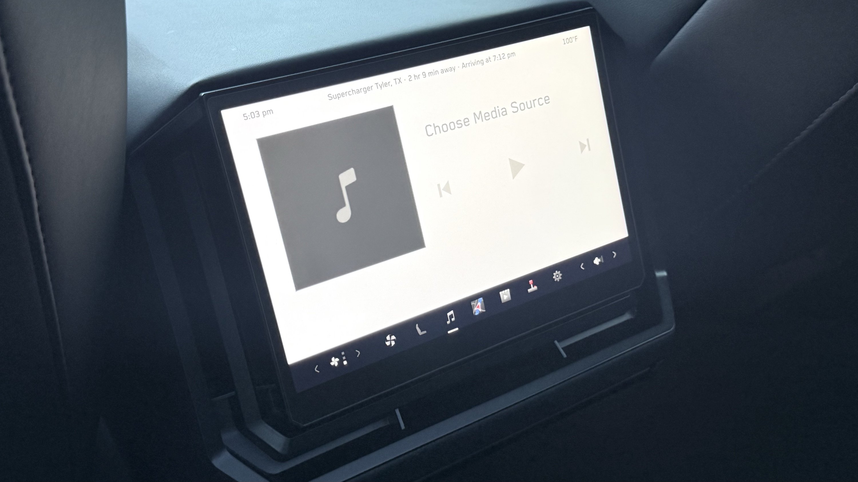 Used 2024 Tesla Cybertruck AWD Crew Cab image 46