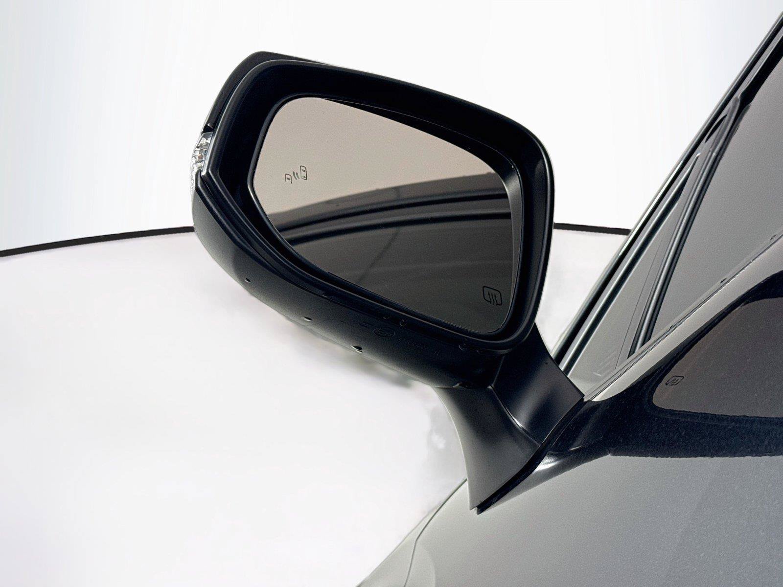 Certified 2024 Toyota Corolla Cross LE FWD image 5