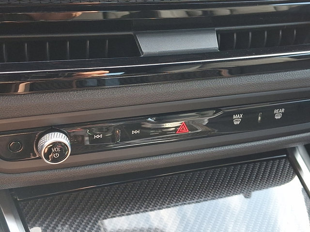 New 2026 BMW M4 xDrive Competition w/ Executive Package image 11