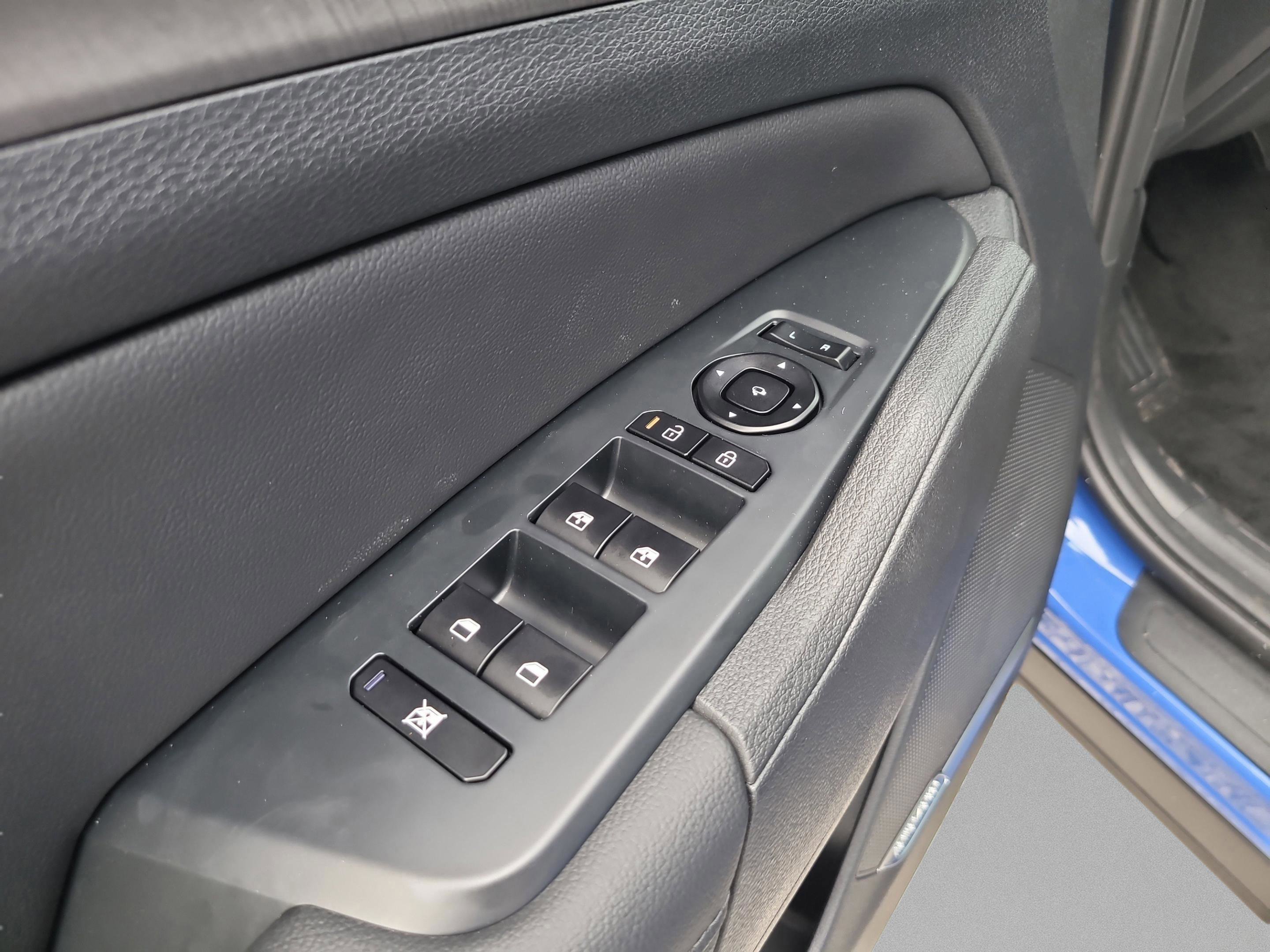 New 2026 Kia Sportage X-Line w/ X-Line Technology Package image 6