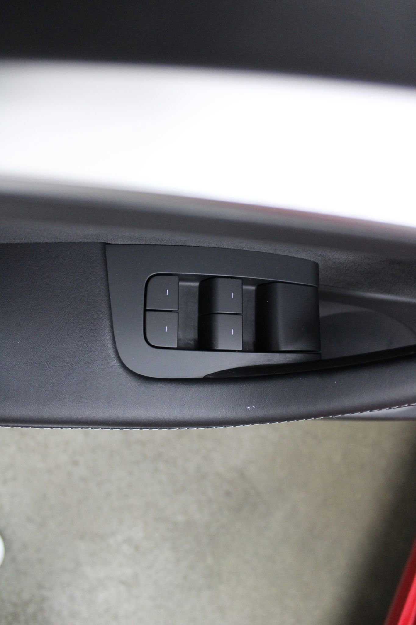 Used 2021 Tesla Model 3 Standard Range Plus image 12