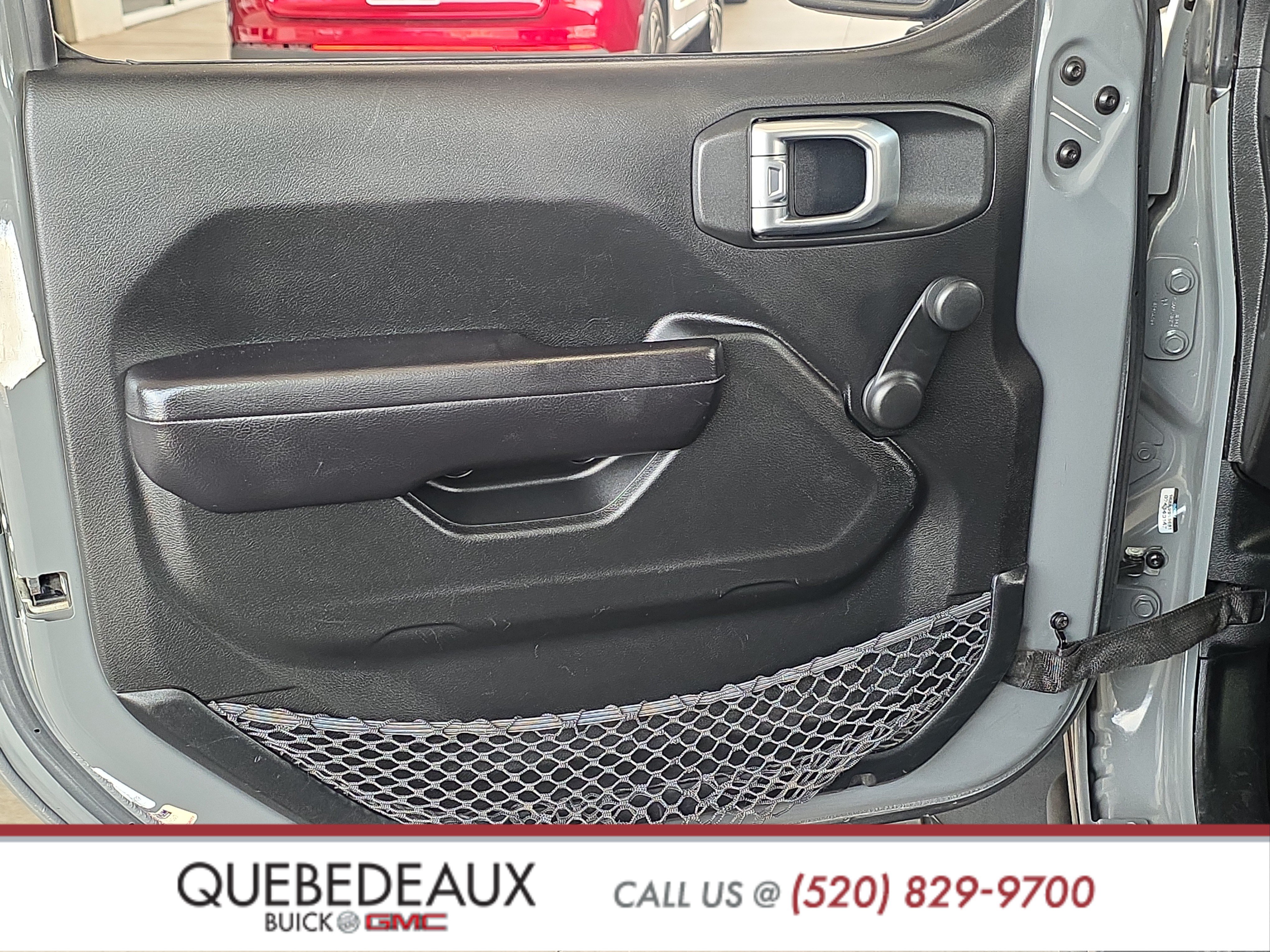 Used 2019 Jeep Wrangler Sport AWD/4WD image 9