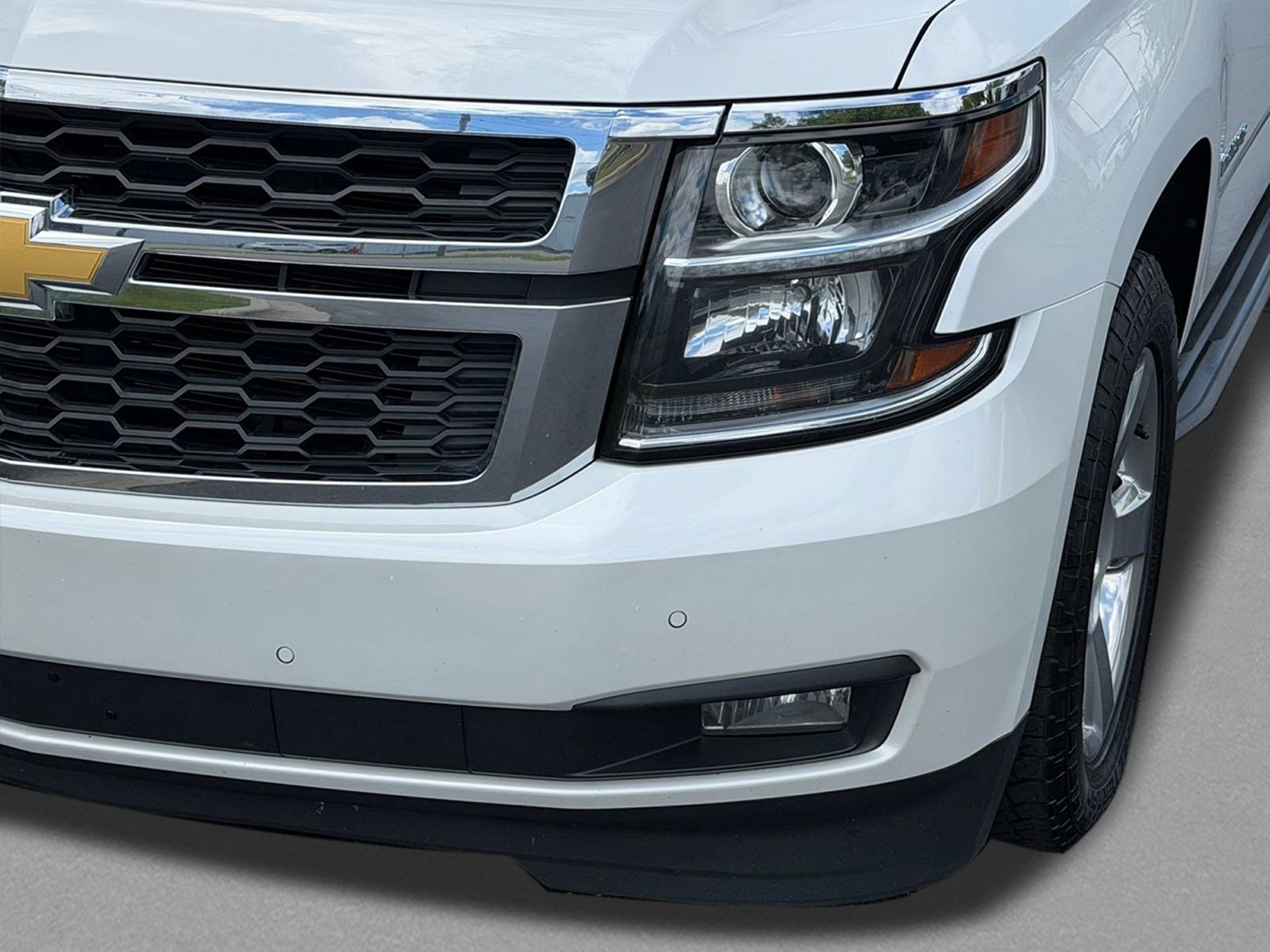 Used 2017 Chevrolet Tahoe LT w/ Luxury Package AWD/4WD image 11