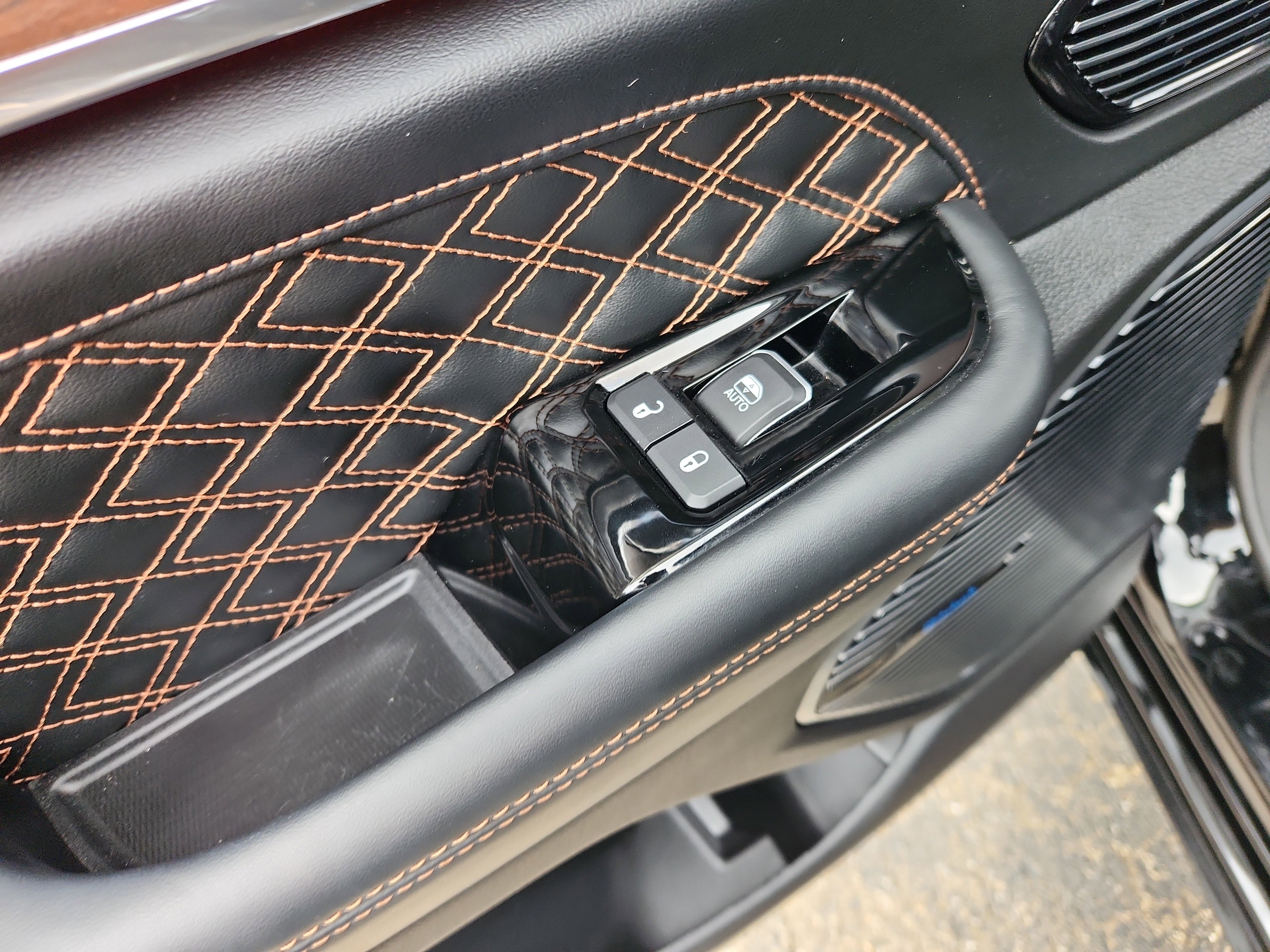 Used 2022 Jeep Grand Cherokee Summit w/ Adv Protech Group IV image 49