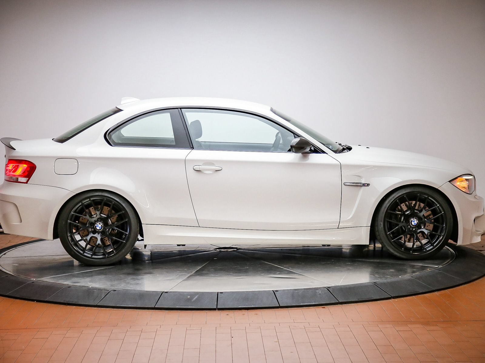 Used 2011 BMW 1 Series M RWD image 6