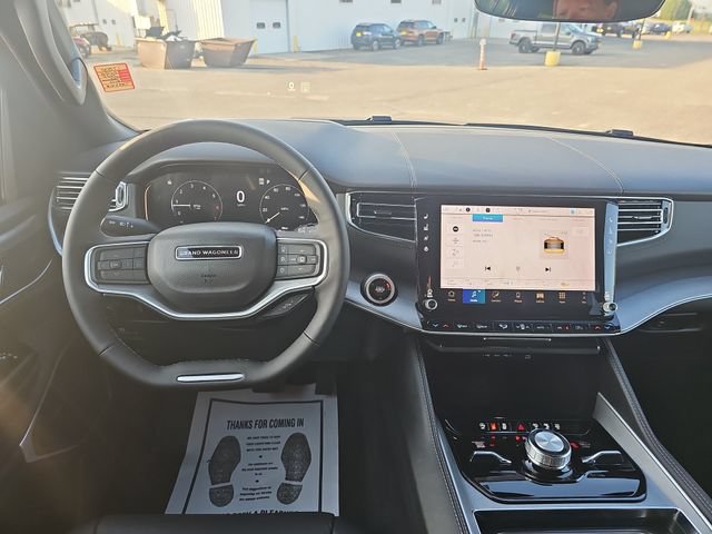 New 2026 Jeep Grand Wagoneer L Limited AWD/4WD image 13