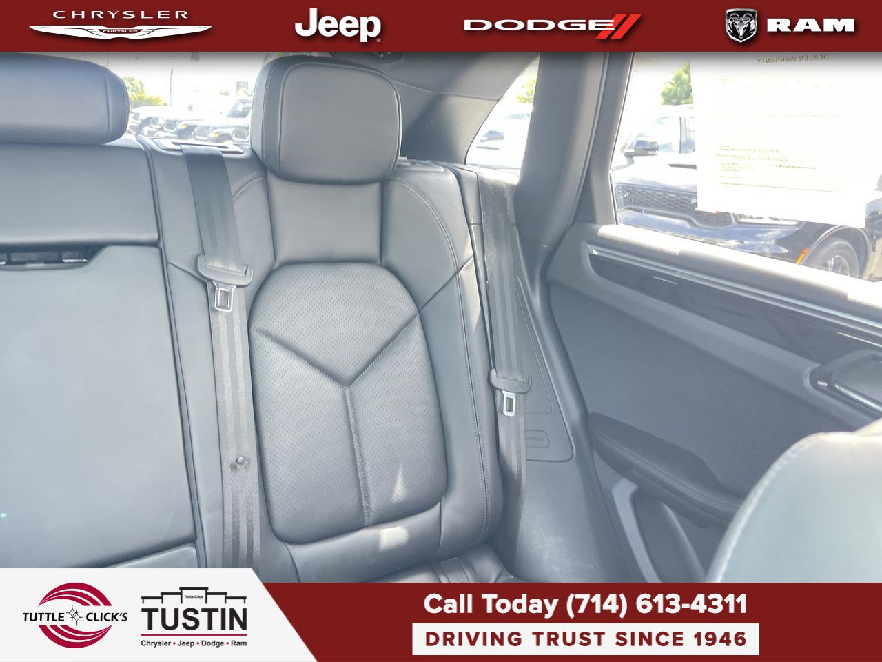 Used 2024 Porsche Macan AWD/4WD image 6