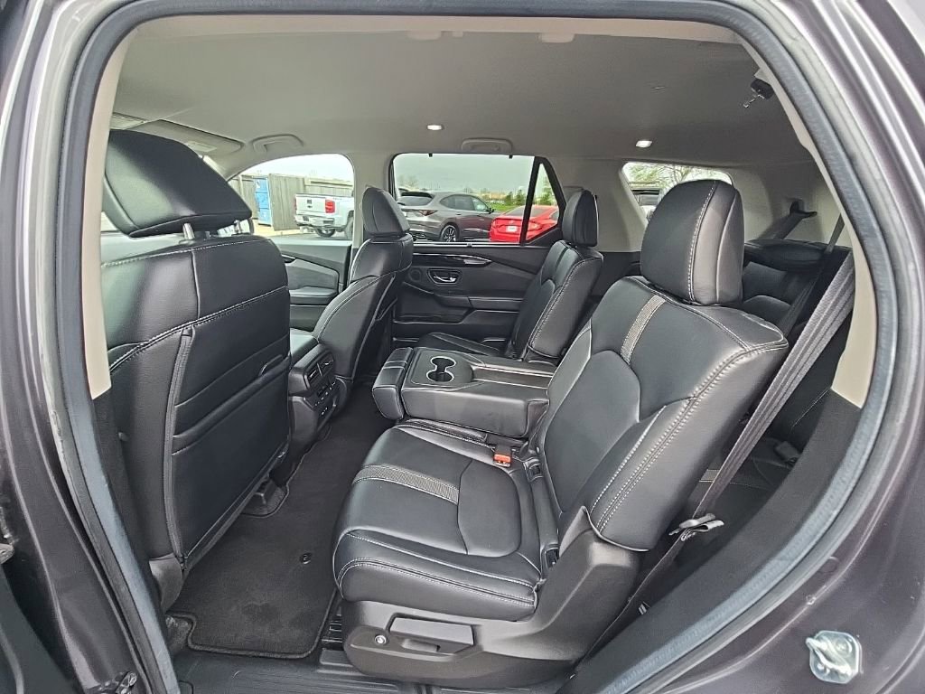 Used 2025 Honda Pilot EX-L image 25
