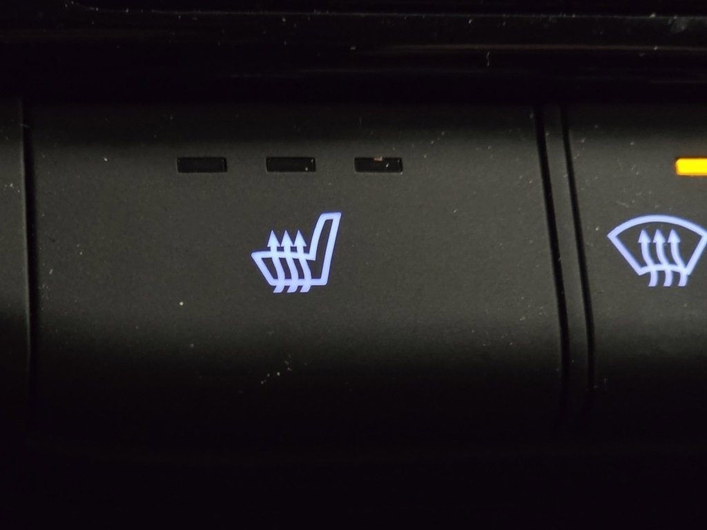 Used 2023 Hyundai Elantra SEL w/ Convenience Package image 7