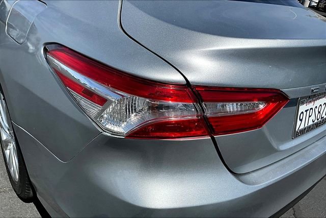 Used 2019 Toyota Camry LE image 22