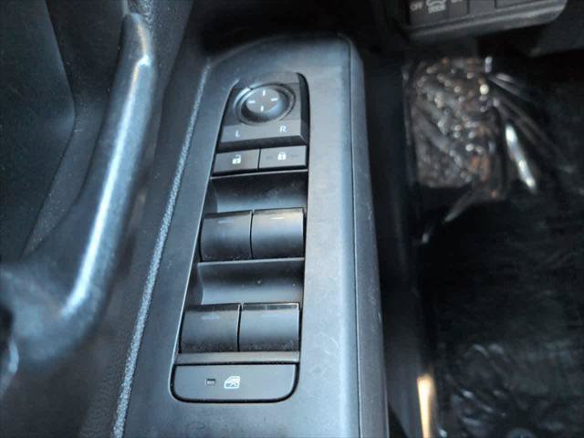 Certified 2024 Toyota Tacoma SR AWD/4WD image 21