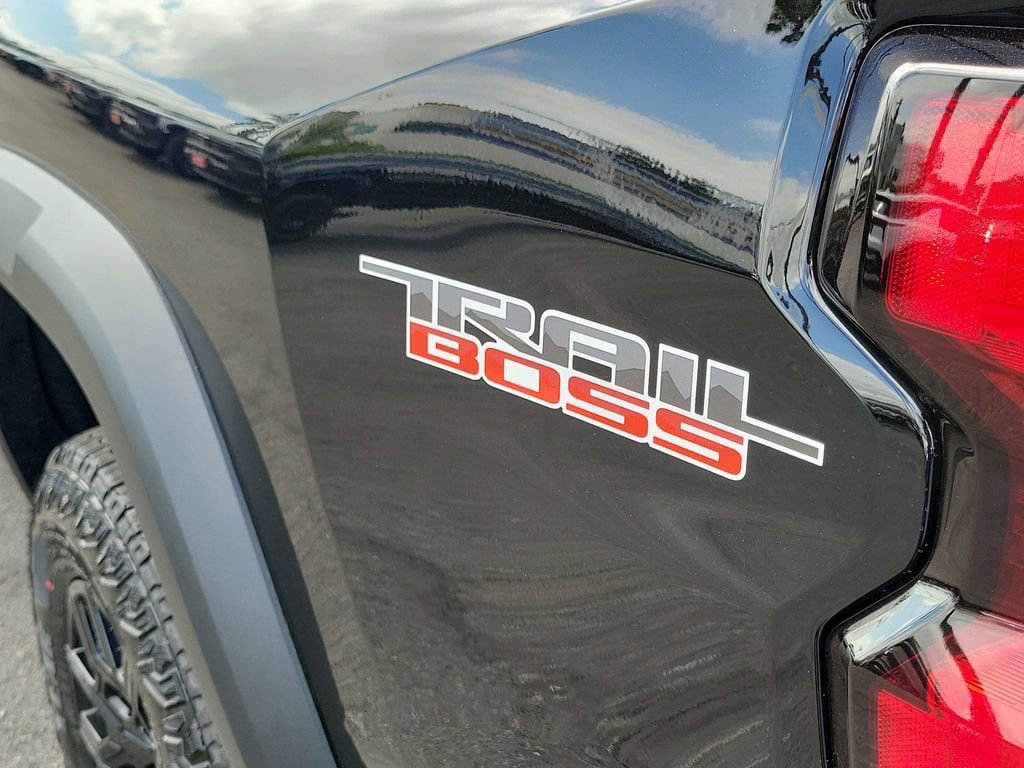 New 2026 Chevrolet Colorado Trail Boss AWD/4WD image 21
