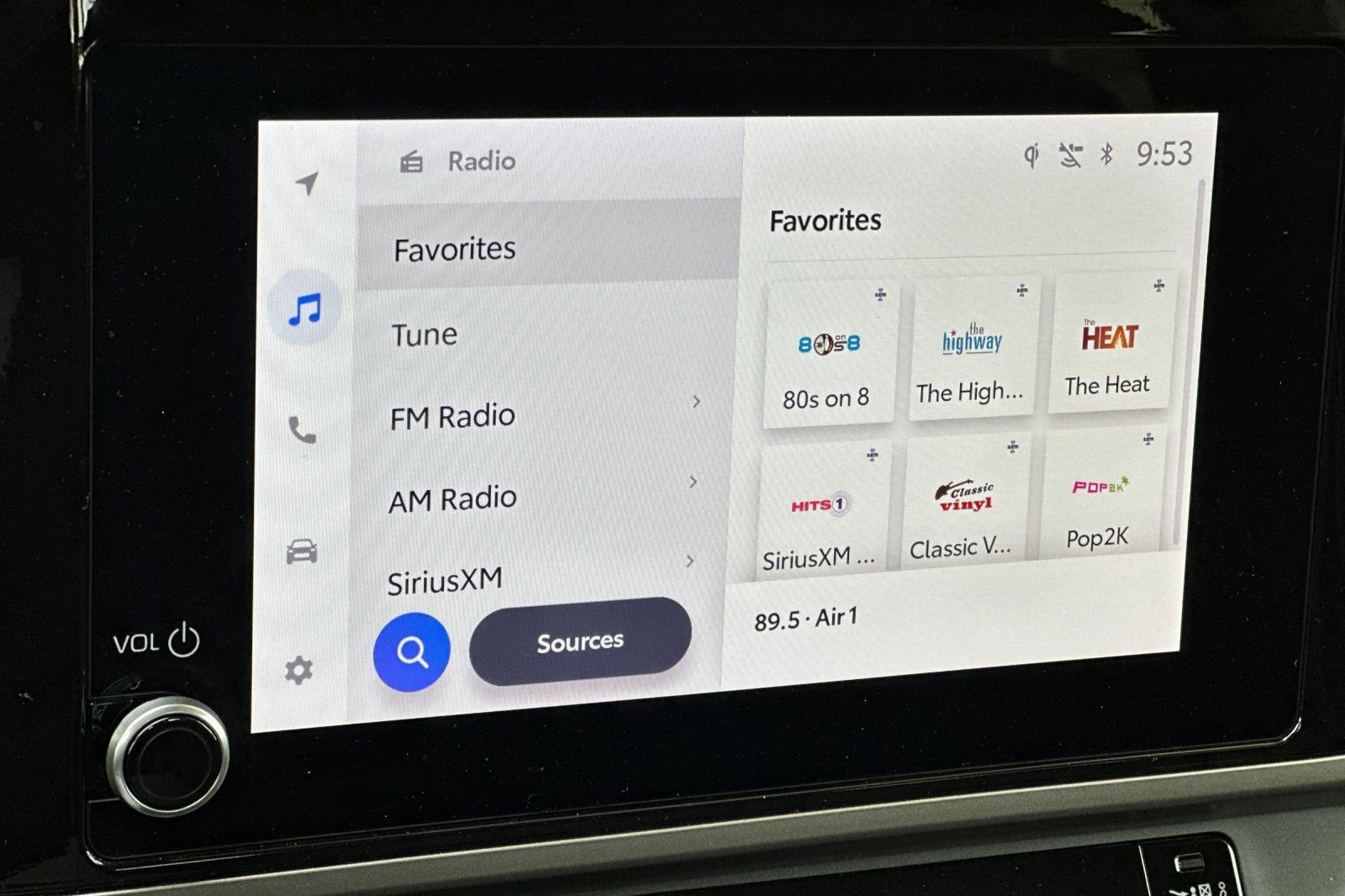 Used 2025 Toyota Camry LE image 17