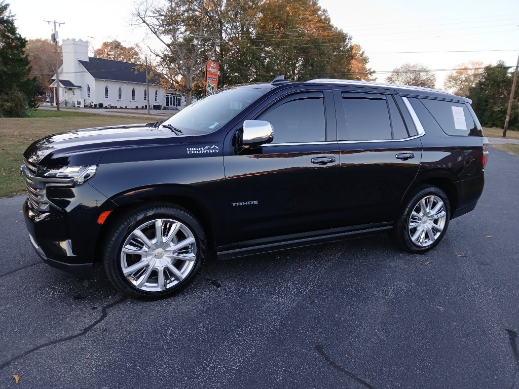 Used 2021 Chevrolet Tahoe High Country image 11