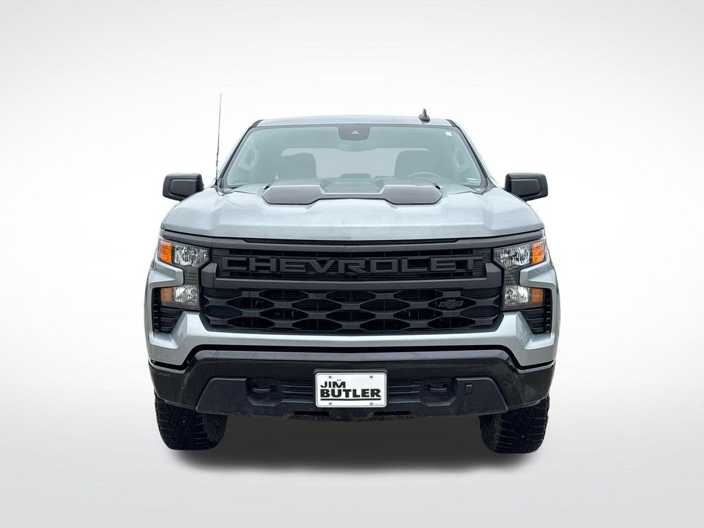 Used 2025 Chevrolet Silverado 1500 Custom Trail Boss w/ Dark Appearance Package AWD/4WD image 12