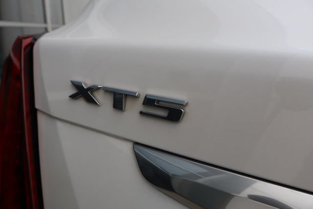 Used 2021 Cadillac XT5 Premium Luxury AWD/4WD image 13