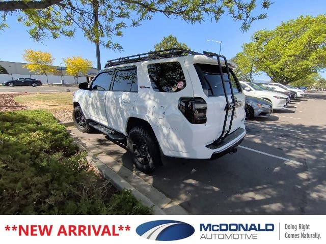Used 2018 Toyota 4Runner TRD Pro AWD/4WD image 3