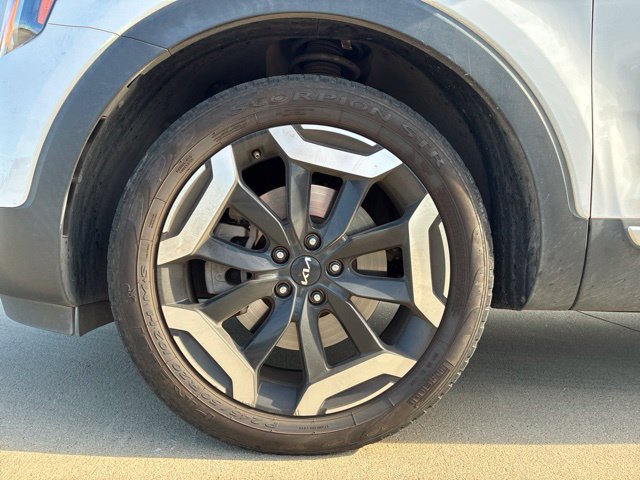 Used 2024 Kia Telluride S w/ S Sunroof Package FWD image 4
