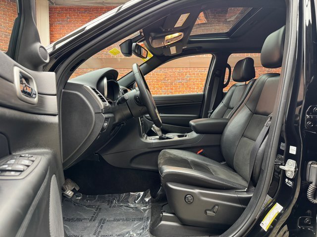 Used 2022 Jeep Grand Cherokee Laredo X image 22