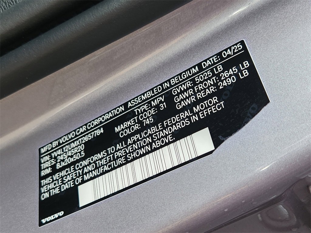 Used 2026 Volvo XC40 B5 Ultra w/ Protection Package Premier image 35