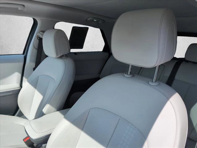 Certified 2023 Hyundai Ioniq 5 Limited w/ Cargo Package image 10