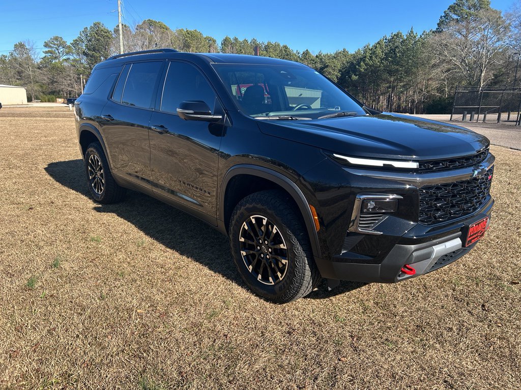 Used 2024 Chevrolet Traverse Z71 image 8