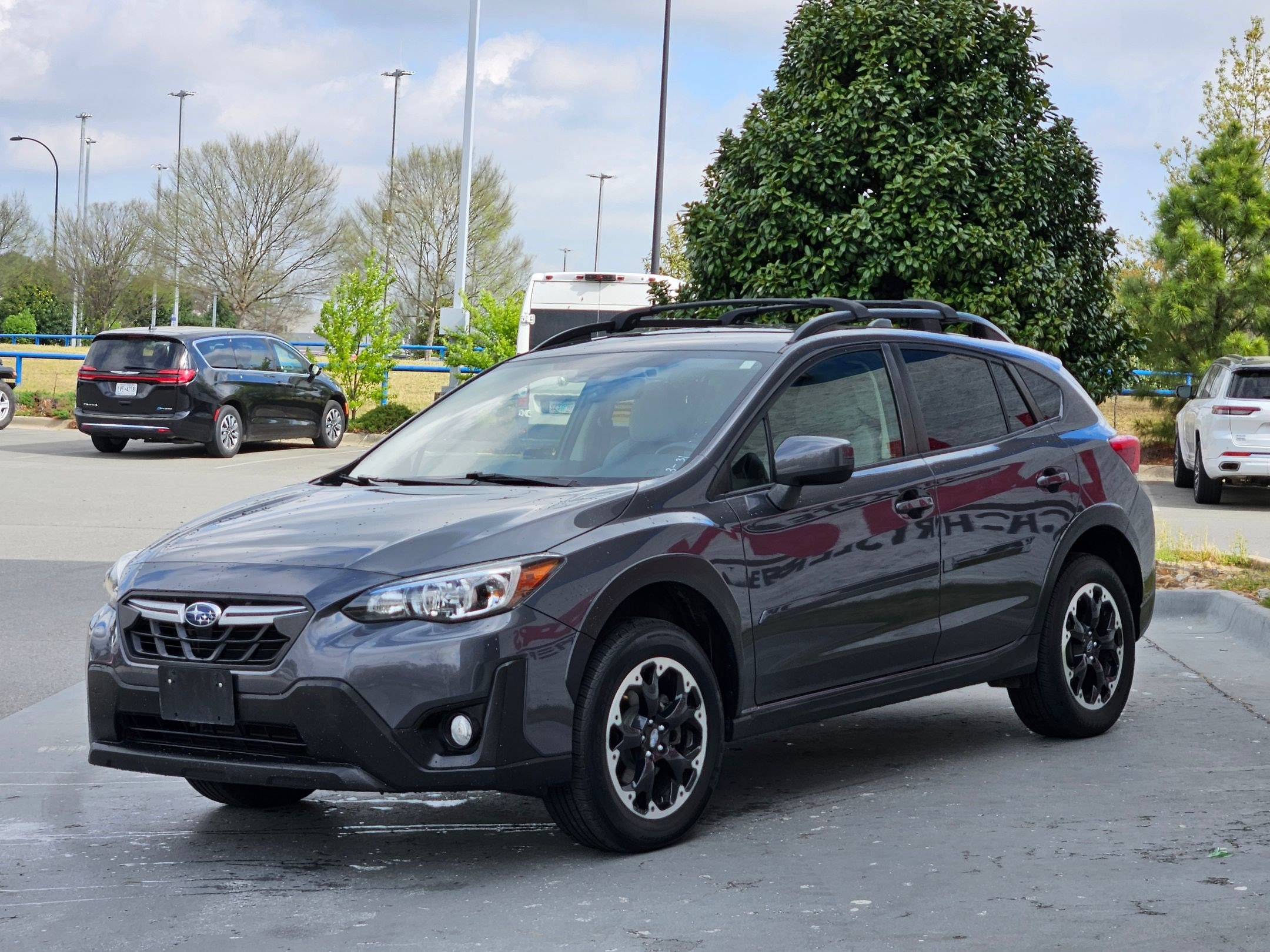 Used 2022 Subaru Crosstrek 2.0i Premium AWD/4WD image 3