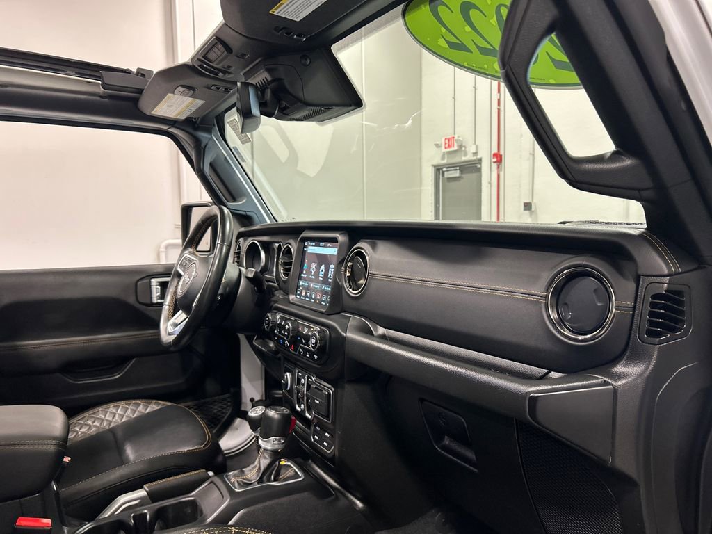Used 2022 Jeep Wrangler Unlimited Sahara image 36