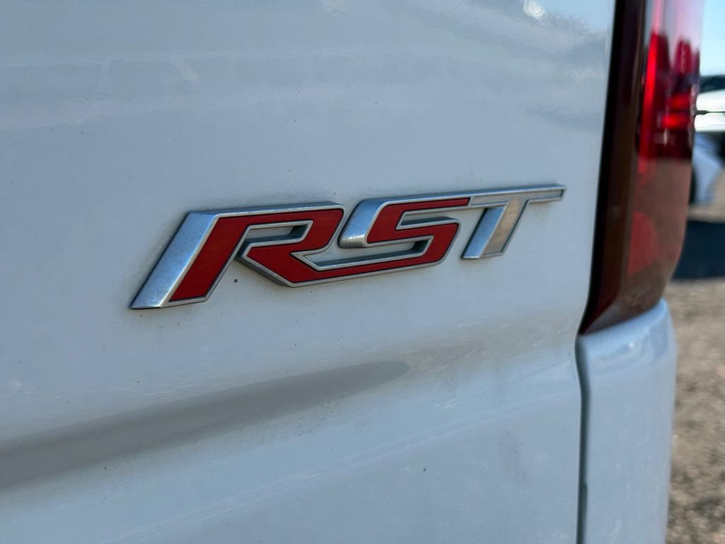 Used 2023 Chevrolet Silverado 1500 RST RWD image 11