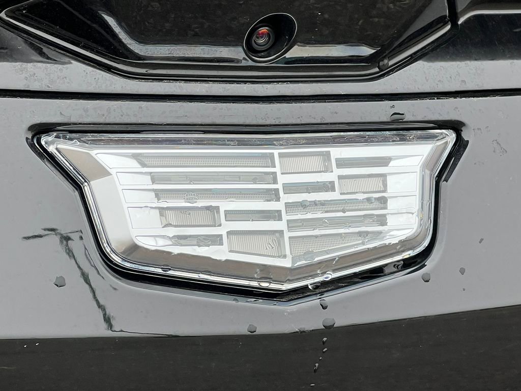 New 2026 Cadillac Optiq Luxury 1 image 42